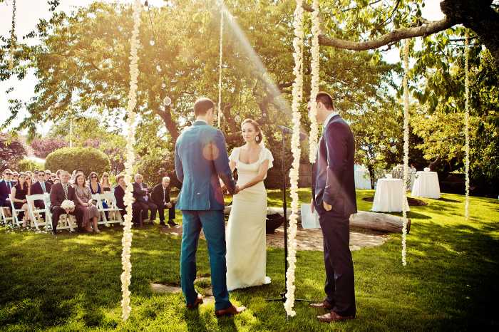 Sole East Wedding Ceremony. Photo: 4 Eyes Photography